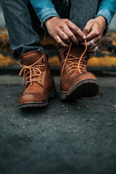 Esimerkki - Navy Boot -saappaat